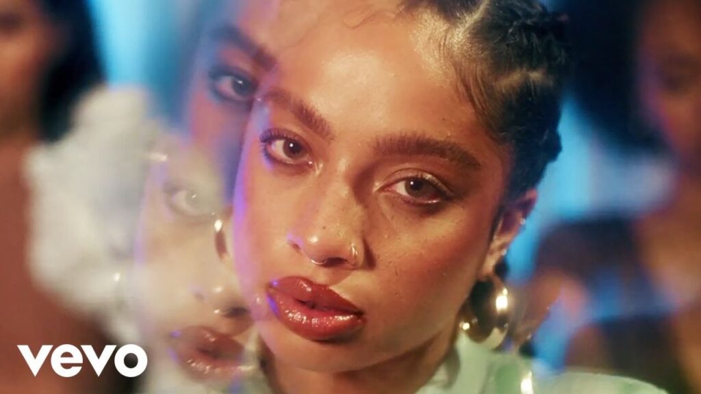 Kiana Ledé - Mad At Me